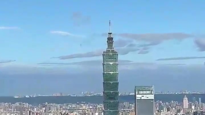 被叫嚣“爱当中国人就离开台湾”，唐湘龙：我就在中国台湾省