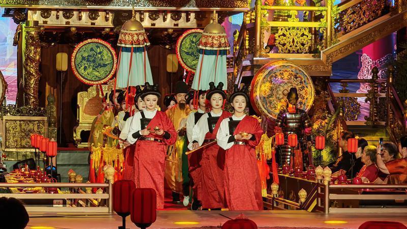 西安某餐秀演艺现场