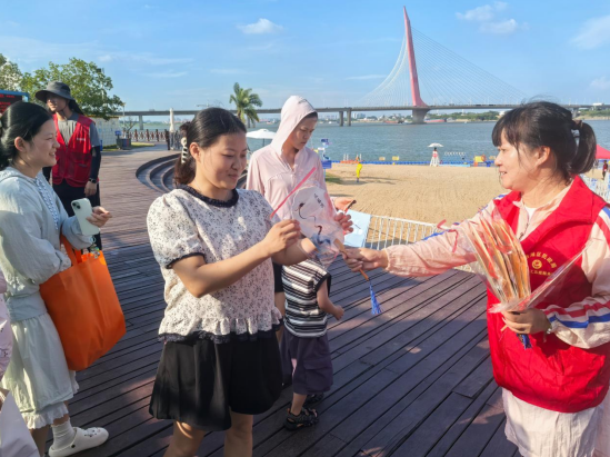 南昌红谷滩区新时代文明实践中心开展文明实践活动 筑牢暑期“亲水安全线”