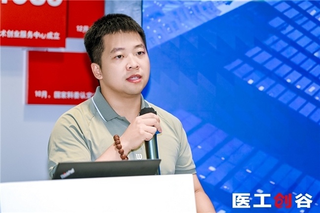 先开坛论道,后赛场争锋——“医工创谷杯”智能外科与手术机器人专场赛在京举办