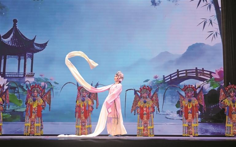 第三届“弋阳腔戏曲汇”精彩上演（图）