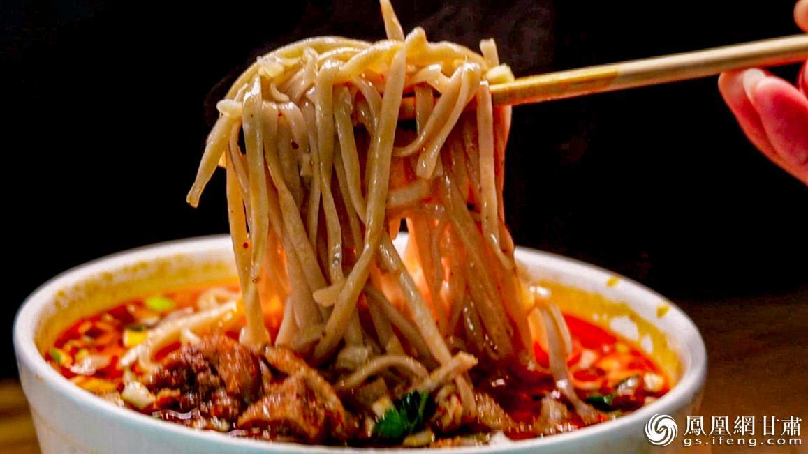 荞剁面味道鲜美、口感滑软，久食不厌。图源自华池县人民政府官网