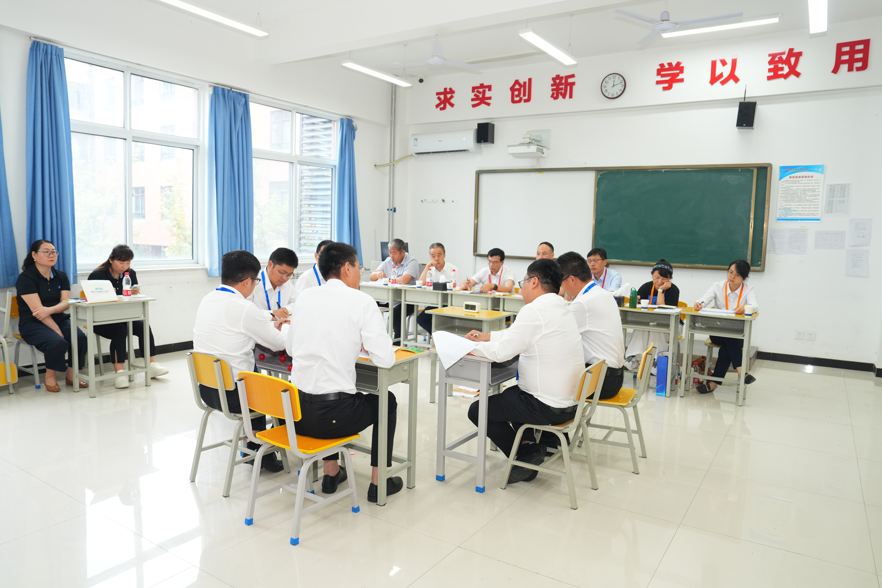 第二届建筑行业项目经理技能竞赛全国决赛综合角逐协作共创环节比赛现场