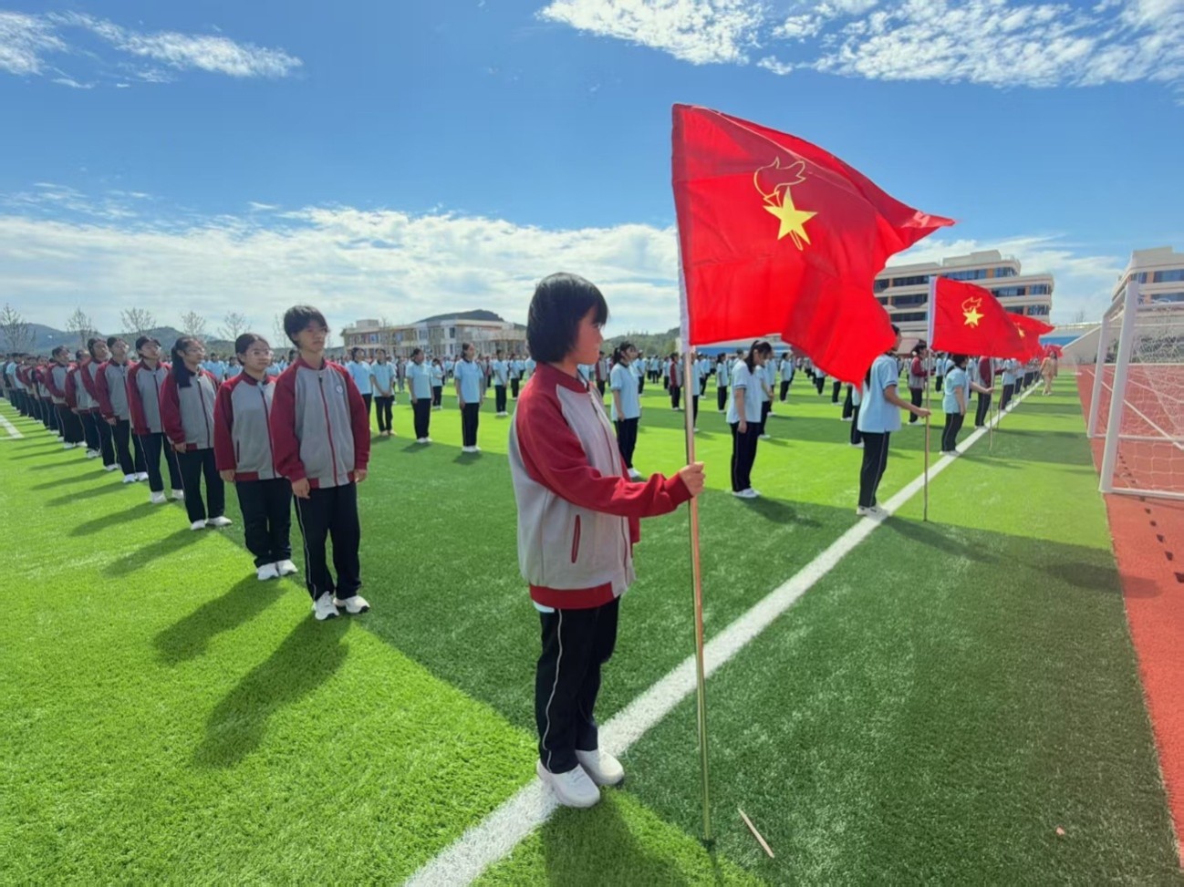开学啦!金秋逐梦正当时——枣庄市薛城区2026年秋季新学期正式启航