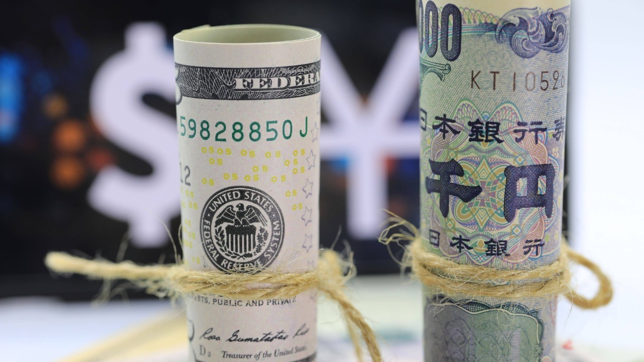 美日悬殊利差持续，干预难改日元下跌走势，日本加息迫在眉睫？