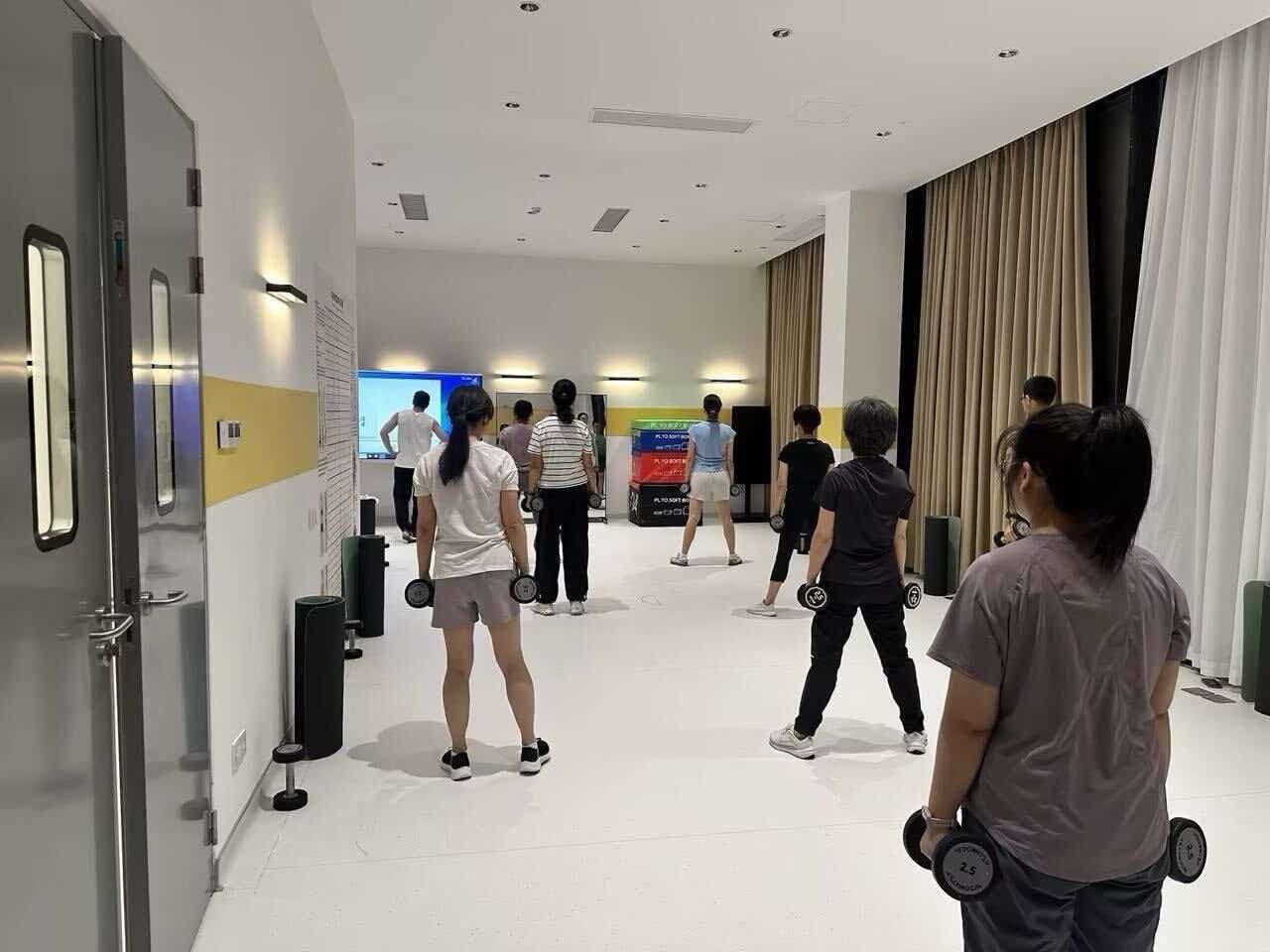 打工人哀嚎“牛马抢不到” 1200+人抢先体验!医生护士亲自带你“开练”