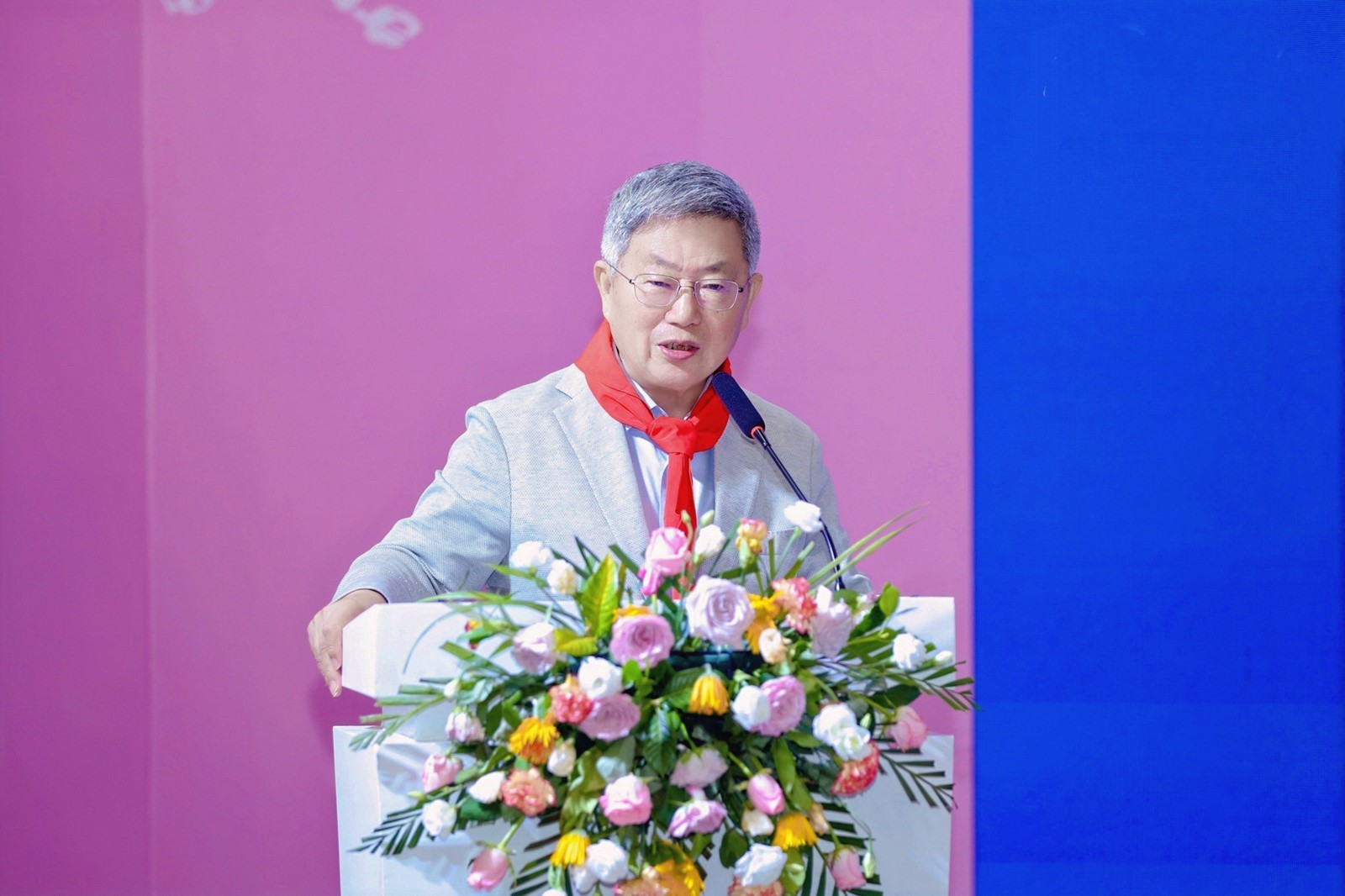 让改革开放故事走进青少年心中——青少年“改革开放史简明读物”项目启动仪式暨《幸福生活从哪里来》新书分享会亮相2026南国书香节