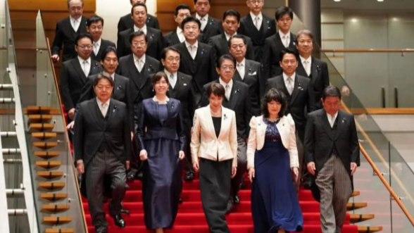 高市本月改组内阁，谁入冷宫？谁能留任？
