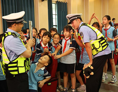 共青城：“开学第一课”开讲