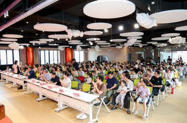 第九期“探知未来科技女性培养计划”深圳地区报名启动仪式成功举行,助力青少年女性科技人才培养