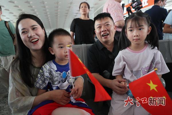 候车旅客