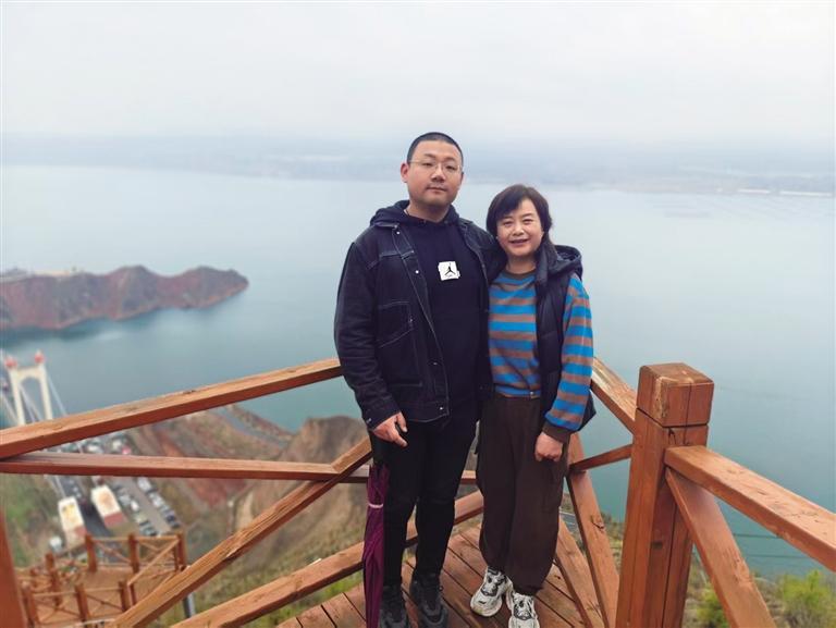 龚翎程和妈妈