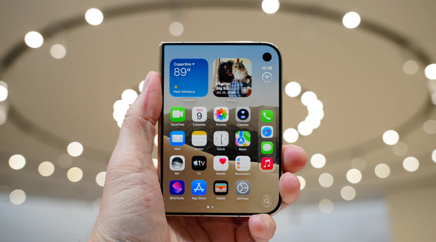 iPhone Duo拉开苹果新品序幕