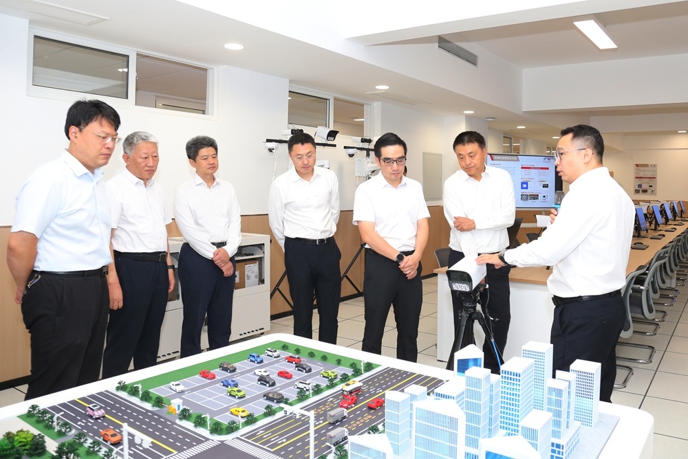 青岛市“技能照亮产业”行动启动暨青岛人工智能科教实训基地启用仪式成功举办