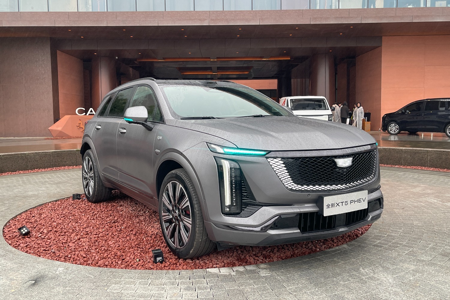 全系配激光雷达 凯迪拉克XT5 PHEV上市限时权益价25.99万元起