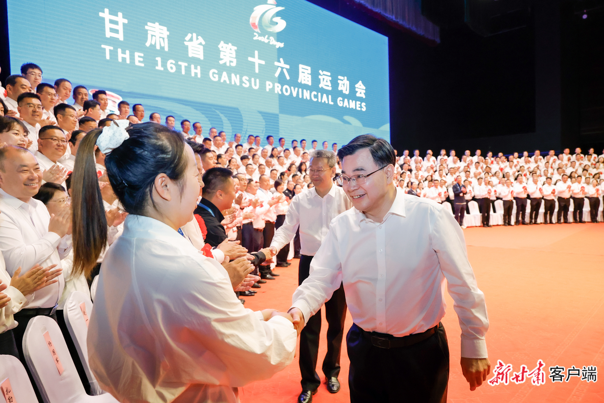 9月4日，省委书记、省人大常委会主任胡昌升，省委副书记、代省长孔绍逊，在定西会见了全省体育工作先进集体和先进个人。新甘肃&middot;甘肃日报记者　孟捷