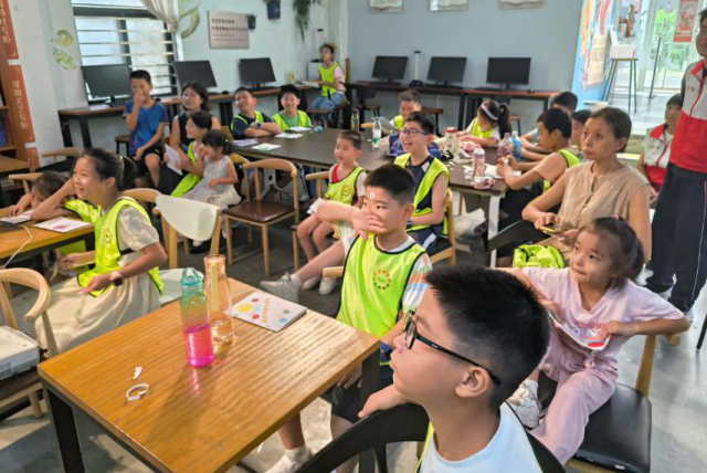 解锁情绪小魔法 护航少年心成长 ——西乡街道铁岗社区开展青少年情绪认知主题活动