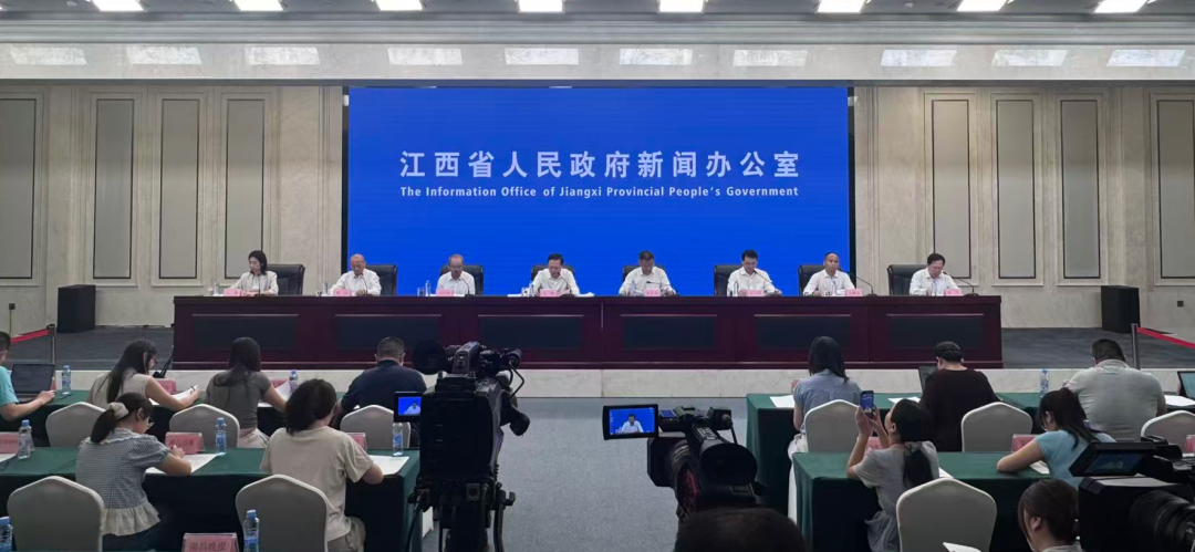 新闻发布会现场 摄影:饶梦露