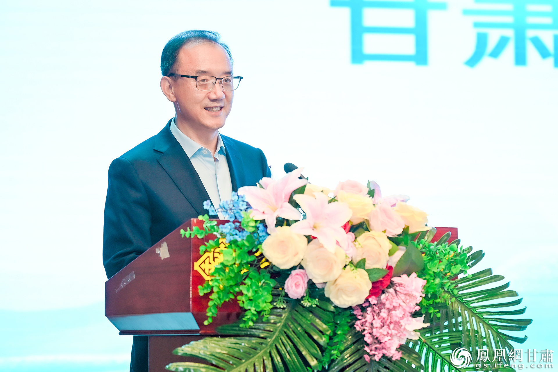 甘肃省广播电视局副局长郭永辉表示,希望媒体记者报道好武威的人间烟火和名胜古迹。
