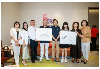 记者:您的人生座右铭是什么?