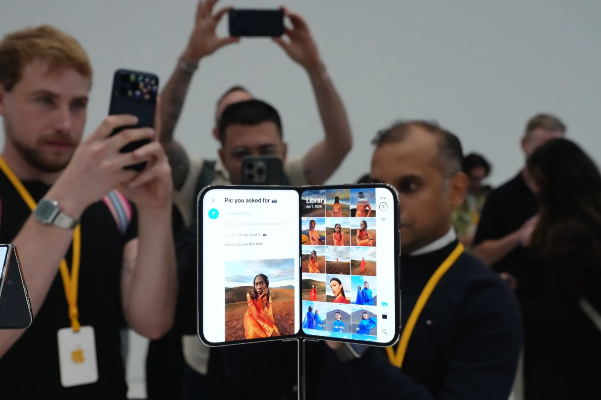 iPhone Duo
