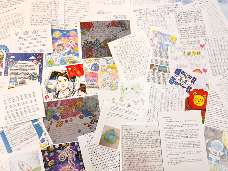 “星河有信‧港梦飞天”收到约5200封香港中小学、大专学生作品。（香港科技创新教育联盟提供）