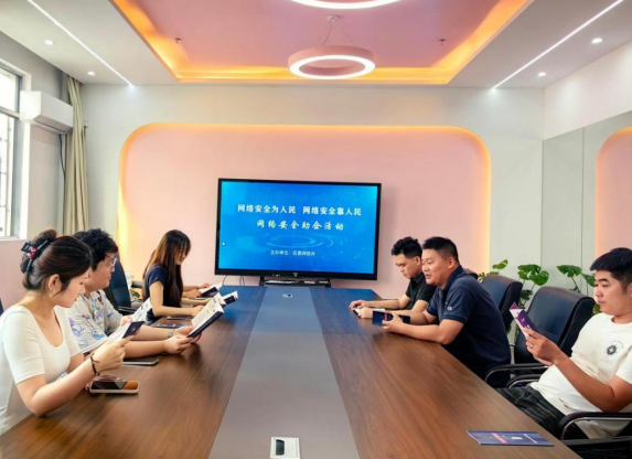 江西长景文化传媒有限公司宣讲现场。