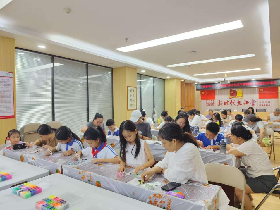 渔爱同行巧手筑善 渔业社区以手作赋能培育社区志愿者