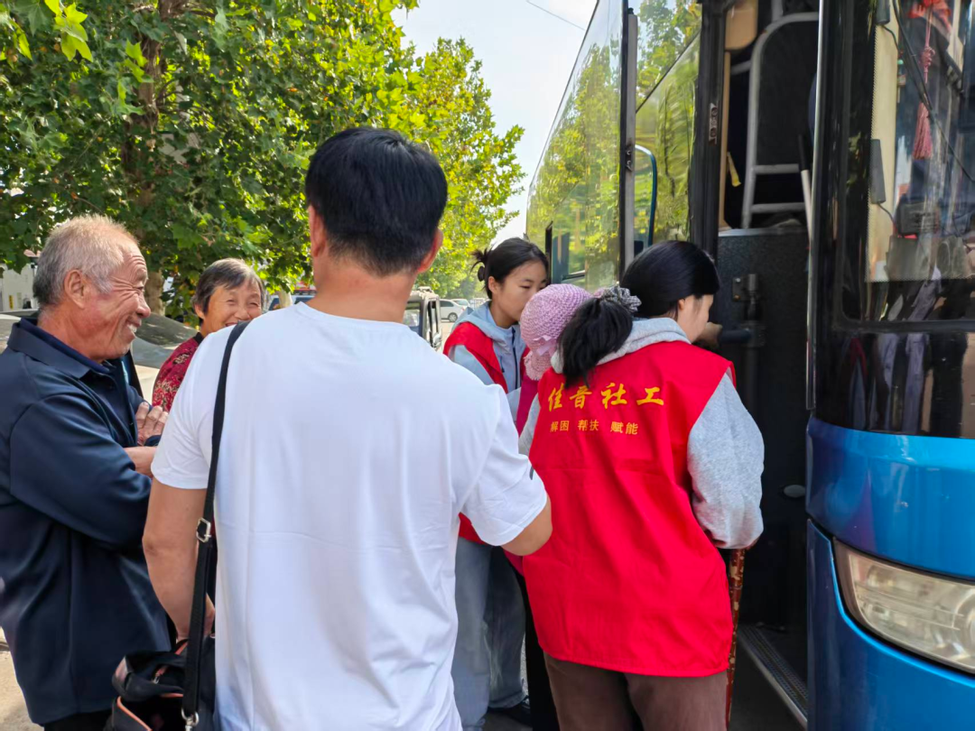 心手相牵共赴暖阳 聊城高新区开展残疾人文化进家庭“五个一”主题活动