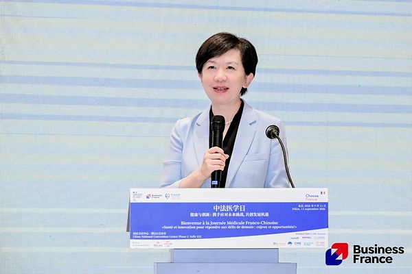 (赛诺菲大中华区医学部负责人童玉博士)