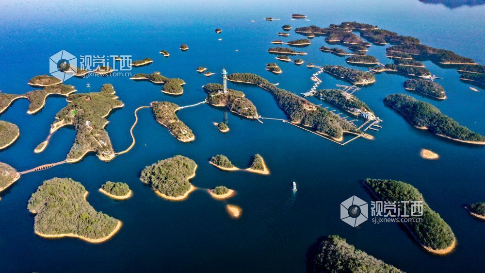 高空俯瞰庐山西海 图片来源:大江网-视觉江西