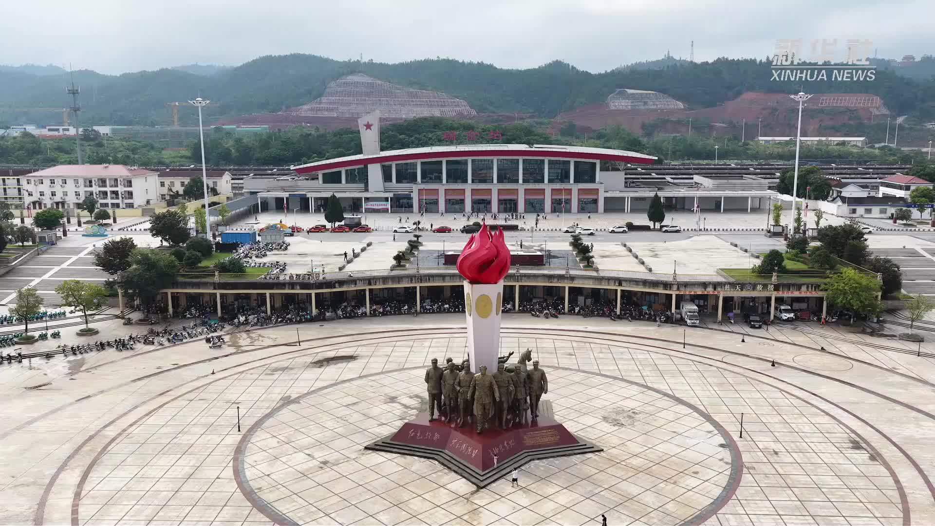“长征高铁”开行的背后