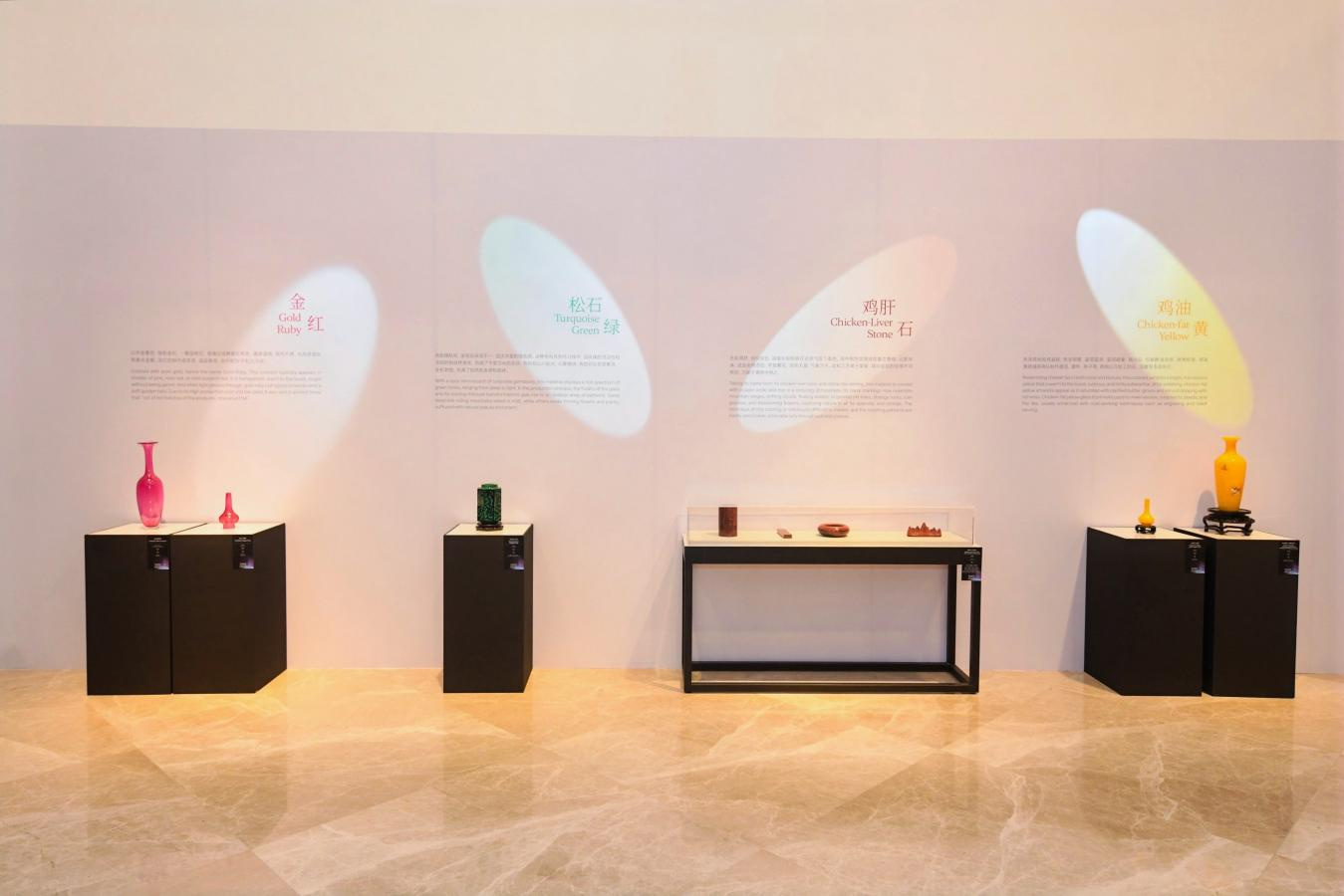“华光异彩”淄博琉璃艺术展闪耀新加坡