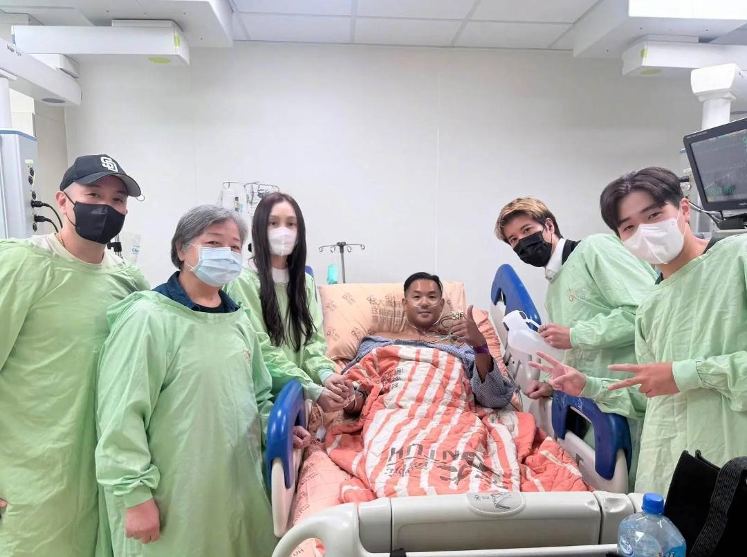 陈建州晒与王力宏范玮琪等病房合照:这次真的从鬼门关前走了一遭