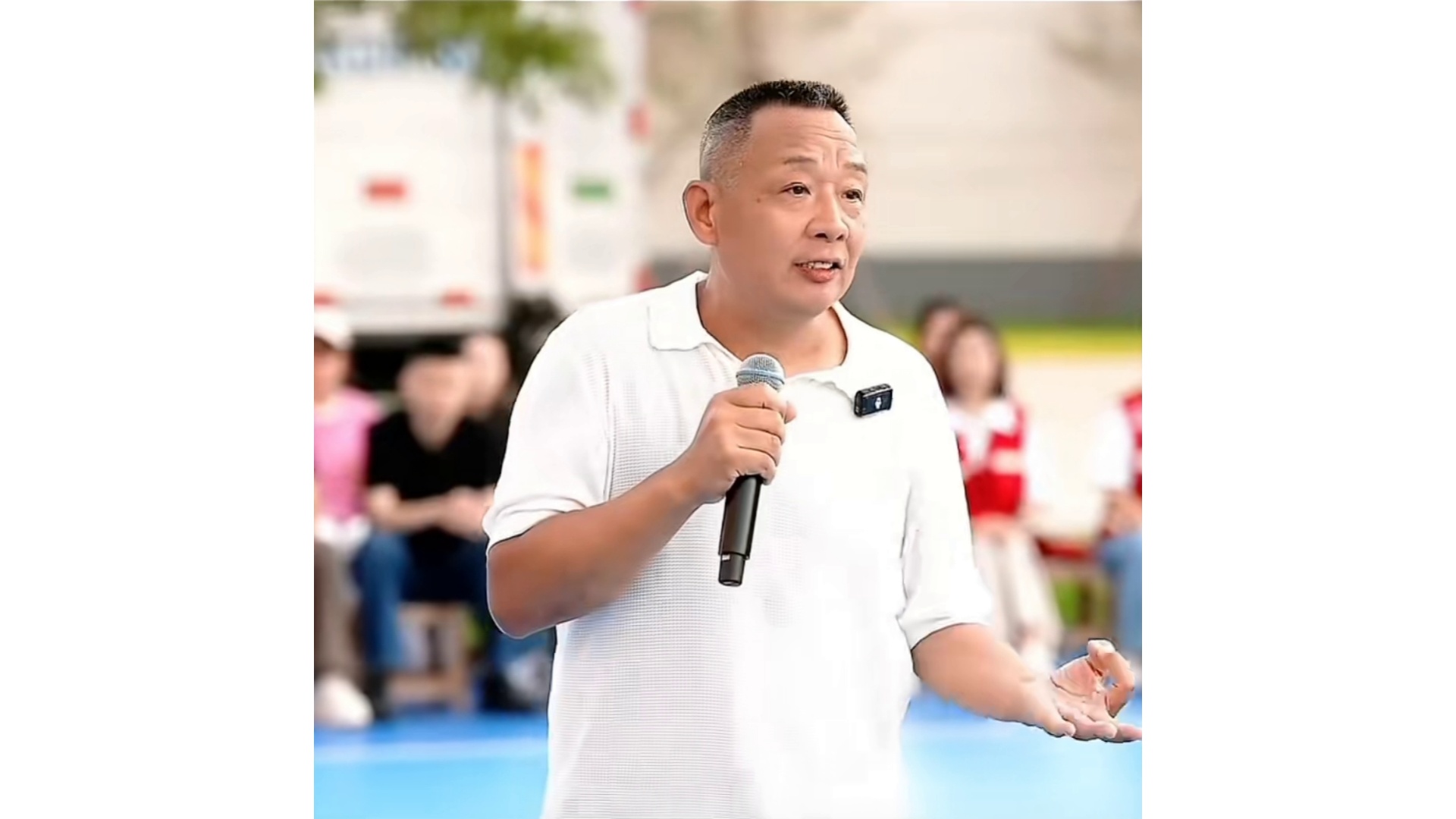 于东来建议给家人花钱不超3成收入：要为自己而活，过度承担家庭责任，会透支自身生活，造成对下一代的溺爱