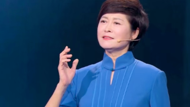 好友追忆敬一丹：遗憾那枚奖章，终未能亲手交到她手中