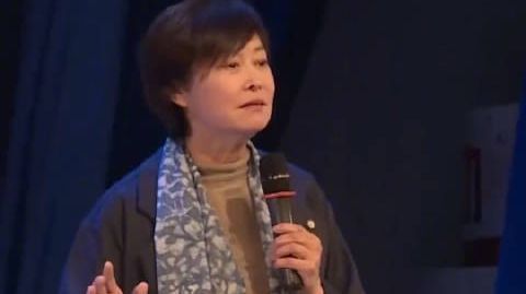 【回顾敬一丹的人生智慧:生活不是非黑即白】2021年,在河北衡水中学