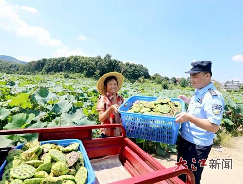 田间反诈课开讲!分宜“莲田警务”守护村民钱袋子