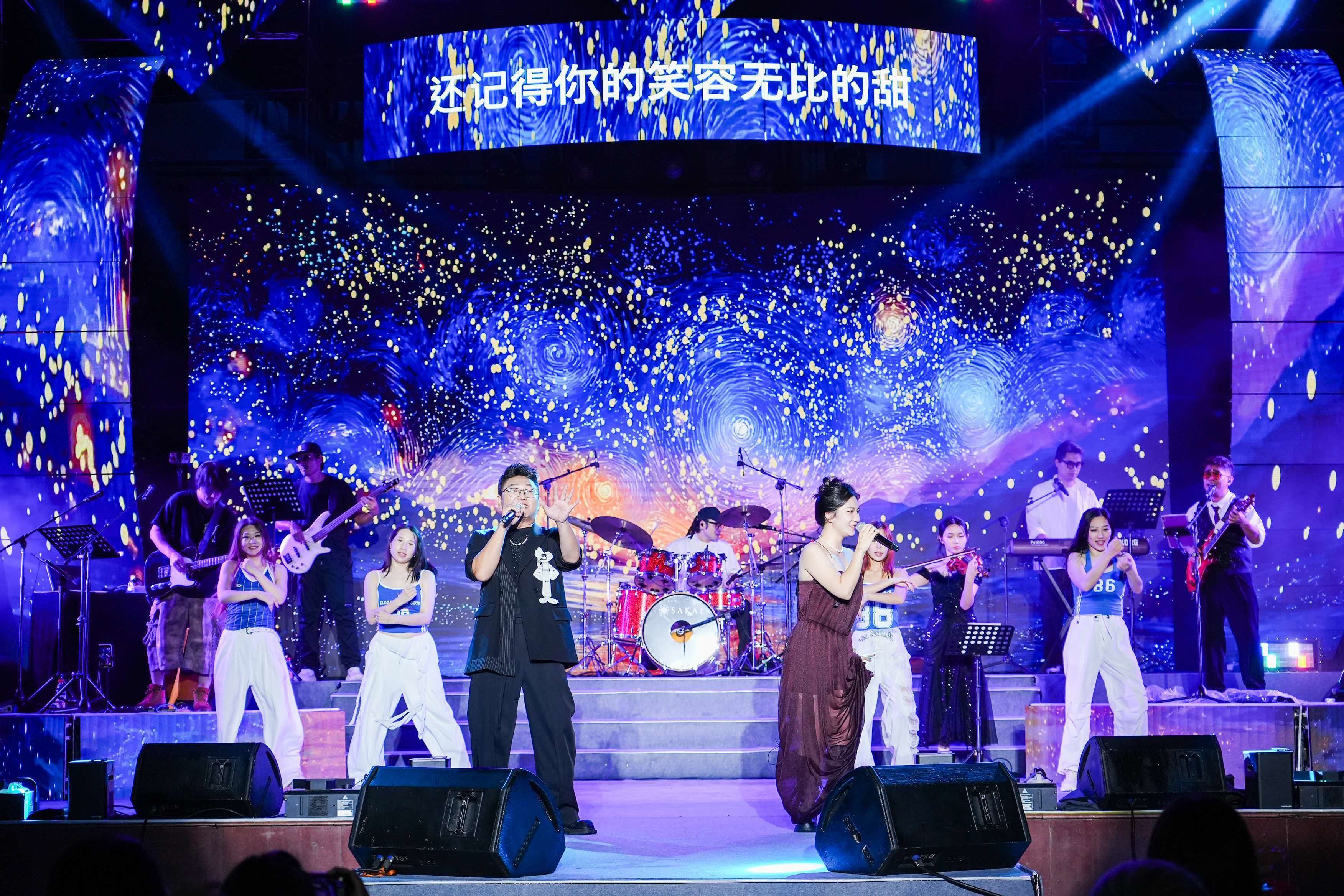 艺夜星光·乐聚龙华!全民艺术普及展演 唱响民治公园