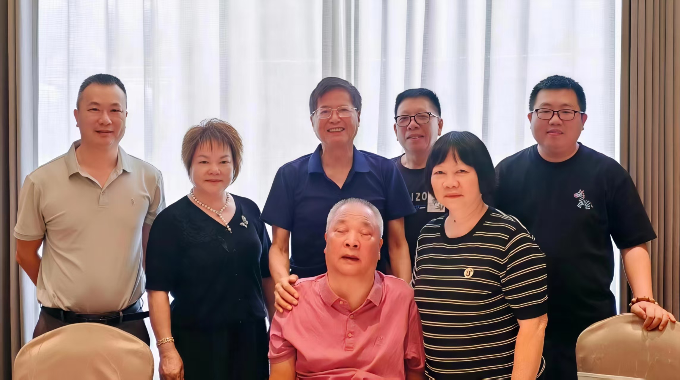 月照团圆,也照坚守——中秋前夕访桑兰式干部吴苏平