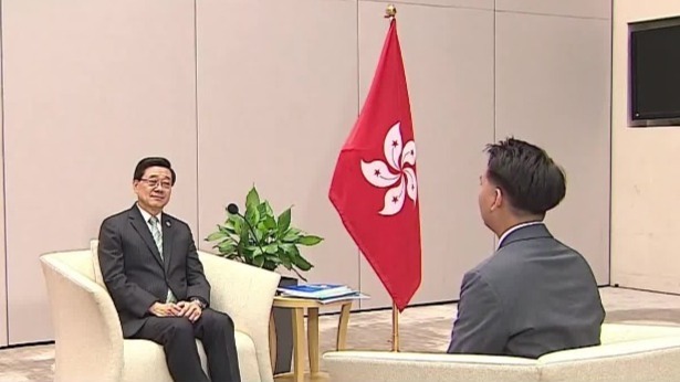 香港首个五年规划聚焦民生，李家超谈如何解决房屋问题