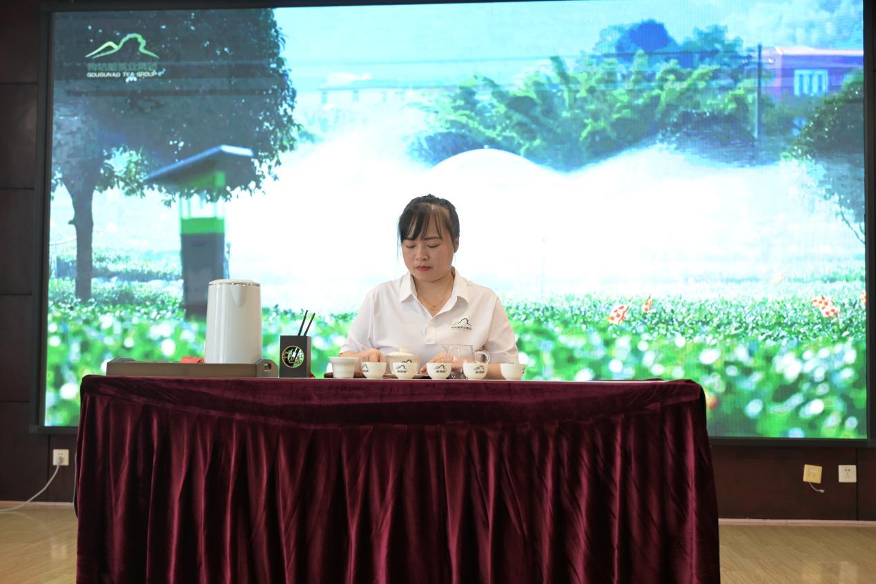 狗牯脑茶业集团有限公司“谢师茶”茶艺展示
