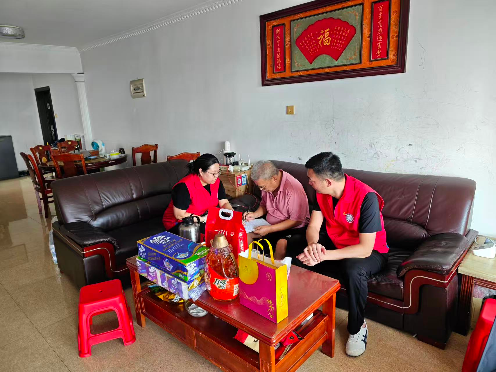 情暖中秋 致敬老兵