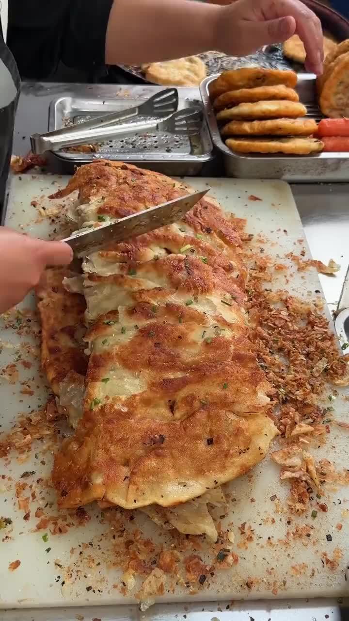 唯有美食不能辜负！不知道这叫啥，应该是北方小吃吧