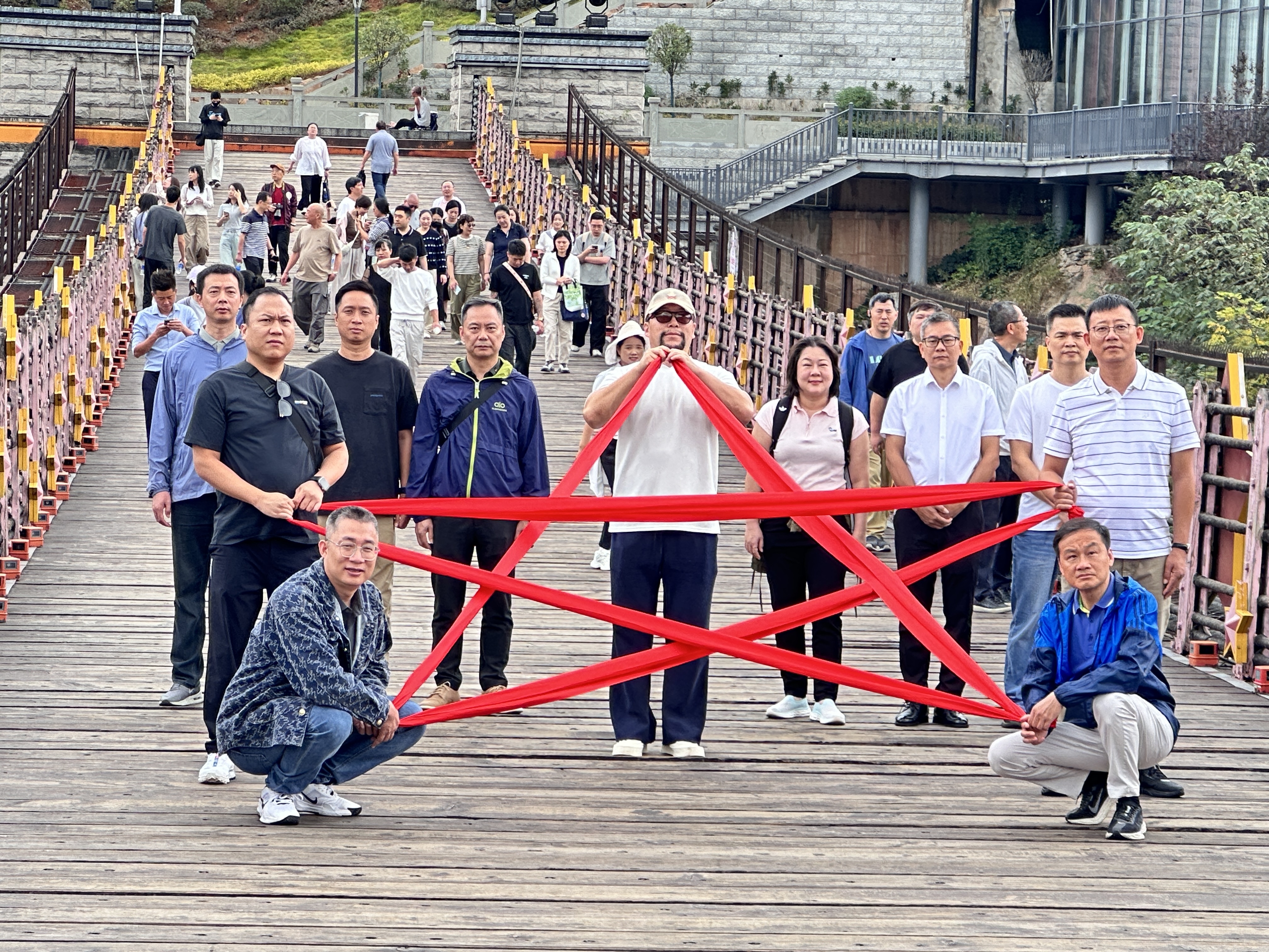 佛山南海新阶联赴遵义开展主题教育研学实践活动