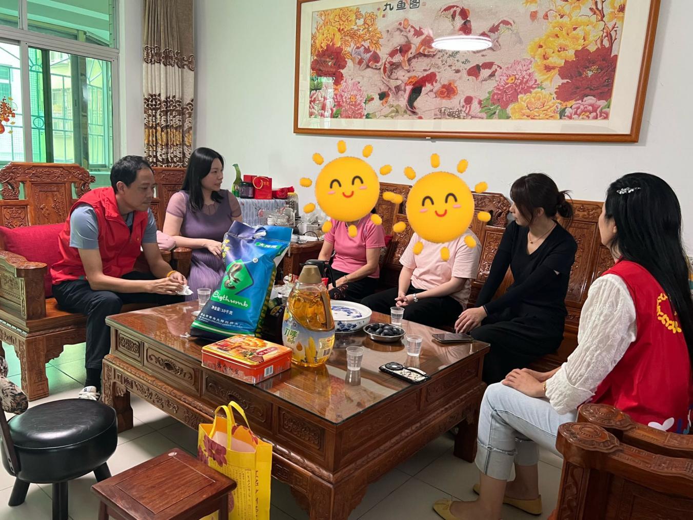 温情暖人心 关爱不缺席——流塘社区开展特殊家庭慰问关怀活动
