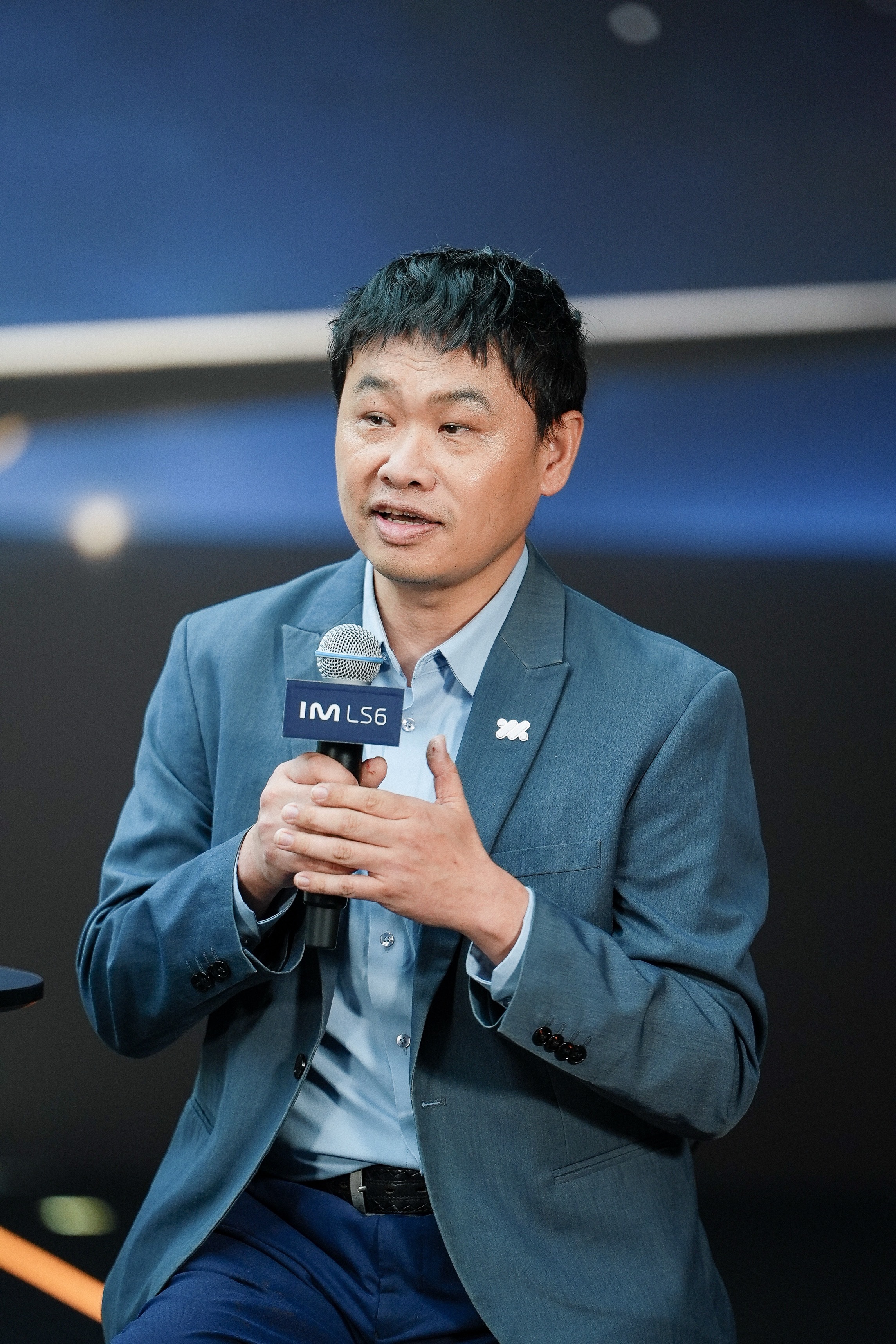 下一代技术给今天的车：全新一代智己LS6的技术普惠与战略耐心