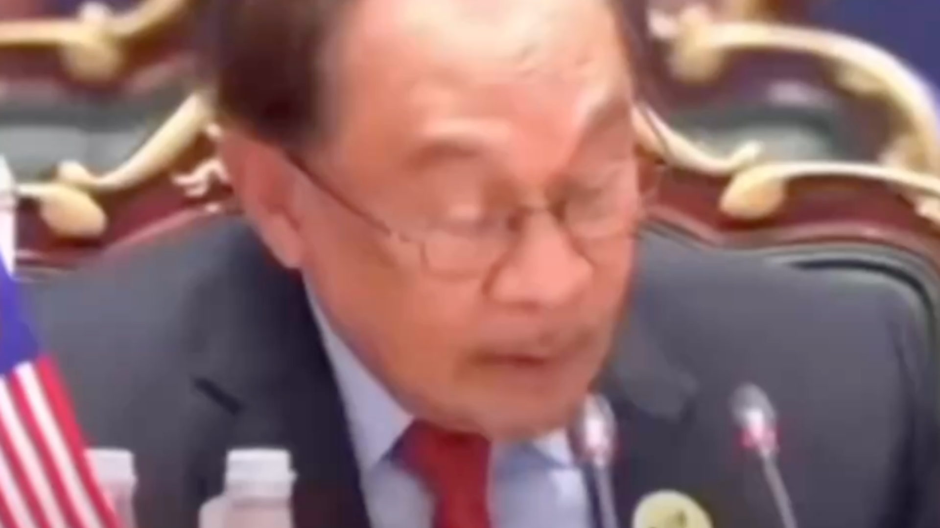 立场很清楚！马来西亚总理回应扣押以色列货物：拒绝助长以色列暴行