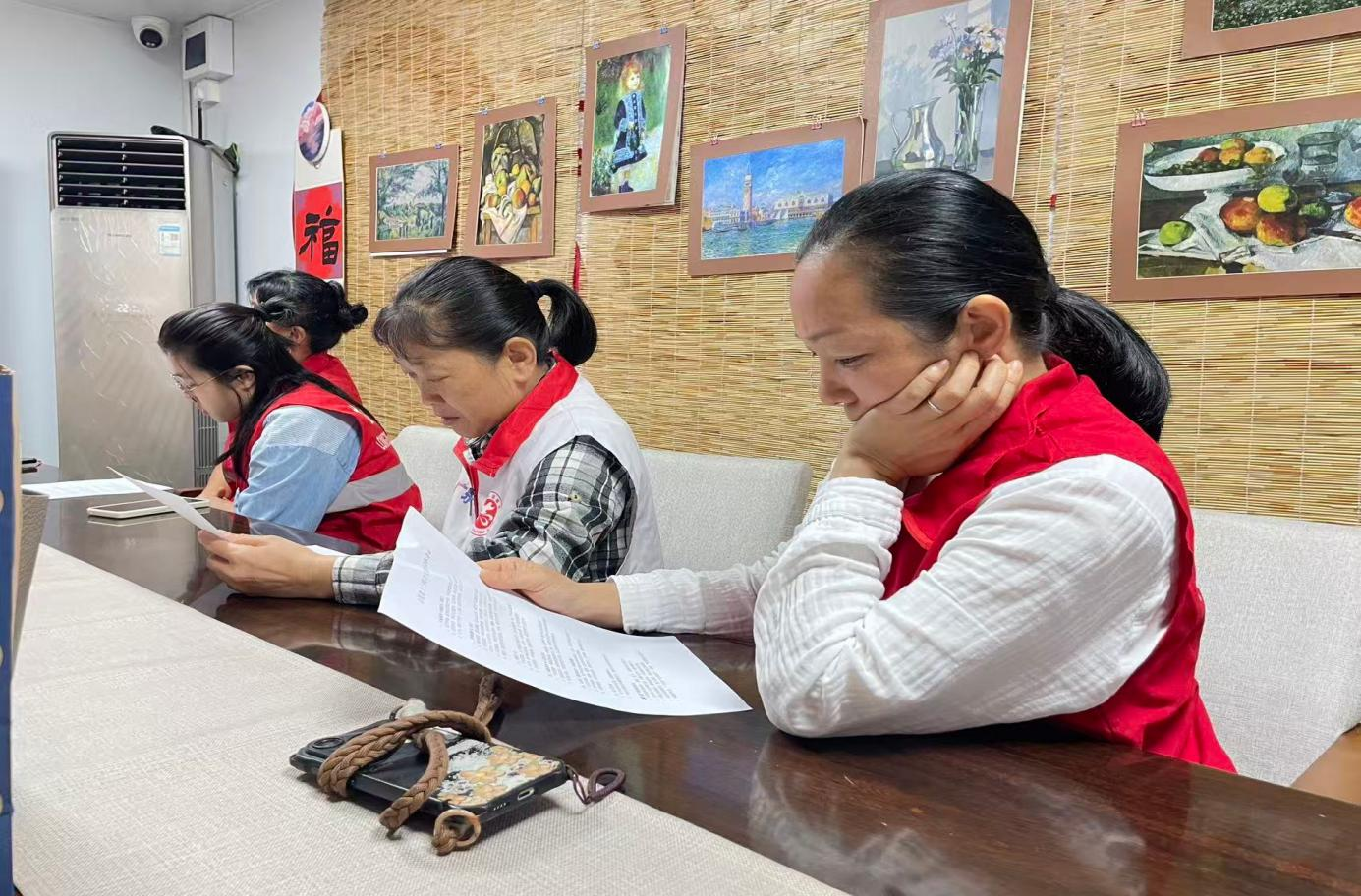 从“会服务”到“能领路”: