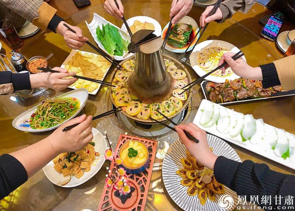 武威菜锅子是冬天驱寒的绝佳美食 图片源自武威市博物馆官方公众号